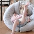 LITTLE NEST, una sedia bozzolo, che è anche un futon, accogliente e molto confortevole per il vostro bambino - deco e del design