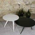 TURN שולחן קפה ושולחן צד, על ידי MAIGRAU - סובלימציה מעץ מלא וקווים מפוכחים. דקו ועיצוב