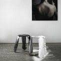 PLOPP椅子， HAY ，一个坚实的钢雕塑，像空气一样轻盈