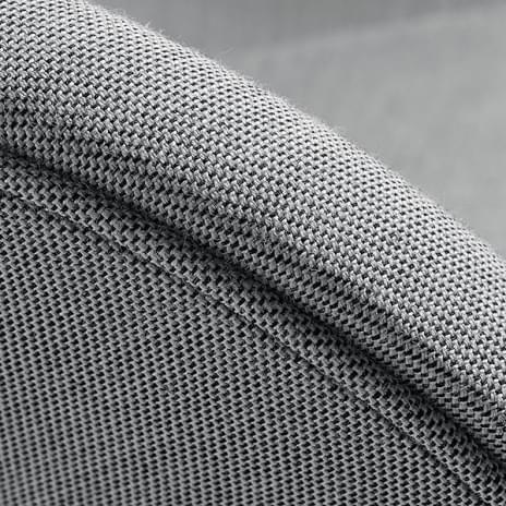 ABOUT一个LOUNGE CHAIR -参考AAL92 -高靠背，4条腿的木头，在不同的款式，丰富的颜色，额外的可拆卸坐垫可选-最大的舒适度和定制- HAY DESIGN