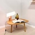 PETIT SALON, lille sofabord, massivt egetræ, miljøvenligt design