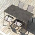 Tables PURO, version céramique, par TODUS, un grand choix de dimensions, robustes, pureté des lignes : parfaites pour une utilisation en terrasse ou dans votre salon