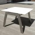 FRAMELESS mesa de costado, ALCEDO, estructura hecha en acero inoxidable, la placa superior en cerámica