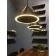 ANNULAR lámpara de techo: un círculo perfecto de la luz registrada en el perímetro cónica, los LED de iluminación, diseñada por MSDS estudio para WOUD