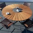 Mesa de comedor redonda CIRCLE, bambú y granito, acero, exterior, by HOUE
