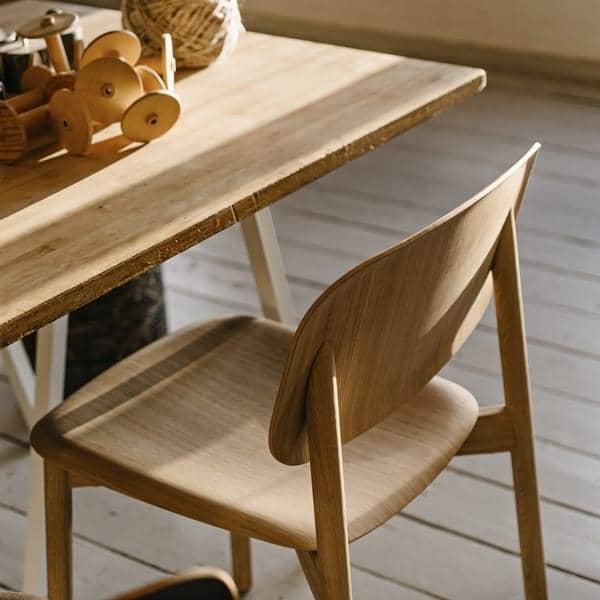 SOFT EDGE stapelbarer Stuhl aus Holz oder Metall Holz, HAY