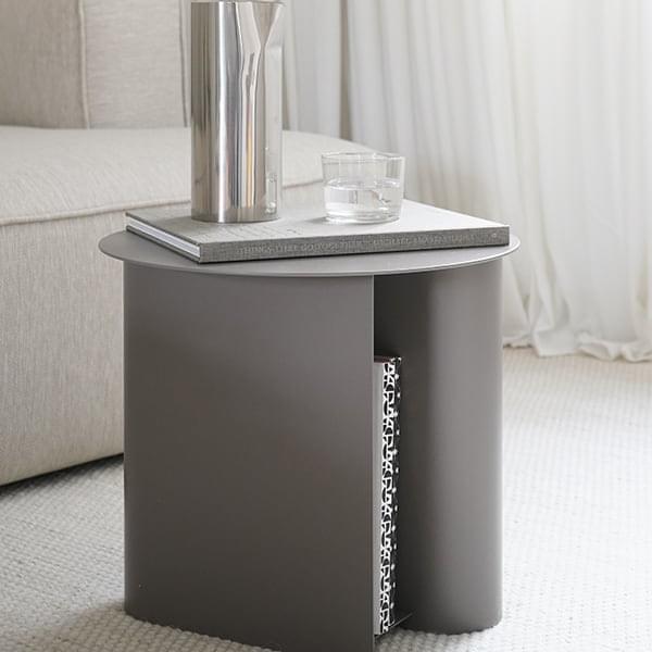 SENTRUM side table, design and geometric. WOUD