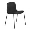 La chair ABOUT A CHAIR by HAY - AAC 17 - asiento tapizado, apilable, patas de acero curvadas.