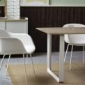 70/70, table en aluminium, design et fonctionnelle
