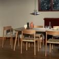 BETTY TK1、積み重ね可能なデザインの木製椅子、＆TRADITION