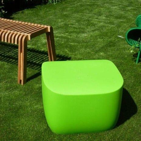 Farbe im Garten dank des TRANSLATION, QUI EST PAUL