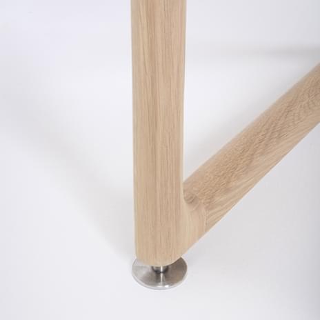 MUSE, étagère minimaliste en chêne massif, par GAZZDA