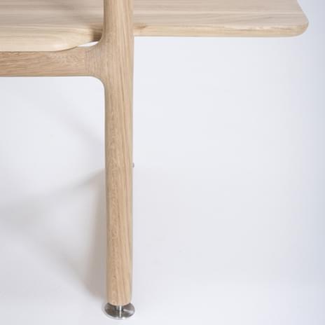 MUSE, étagère minimaliste en chêne massif, par GAZZDA