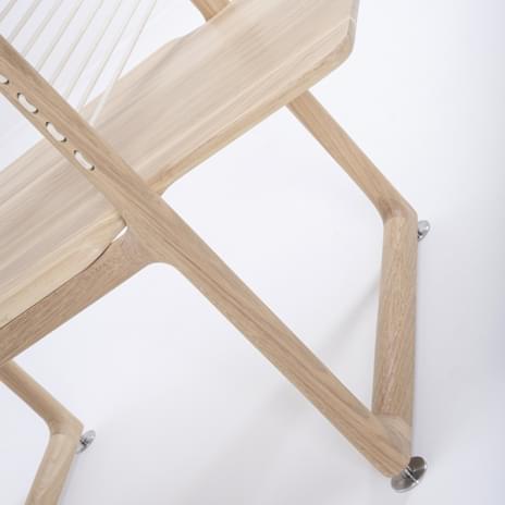 MUSE, étagère minimaliste en chêne massif, par GAZZDA