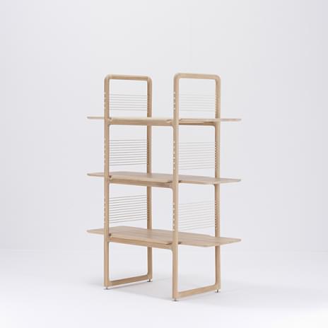MUSE, étagère minimaliste en chêne massif, par GAZZDA