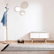 HOOK, porte-manteau en acier et ch&ecirc;ne massif, par GAZZDA