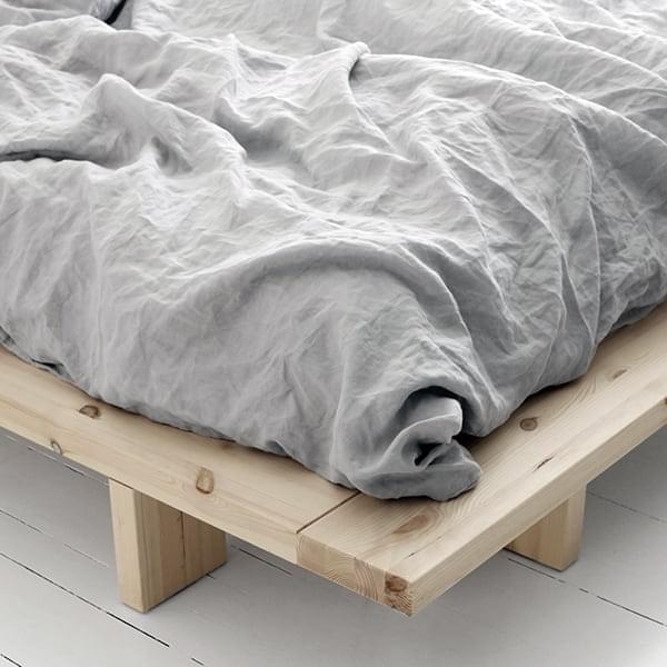 日本：日本风格的床、丹麦风格和优质实木
