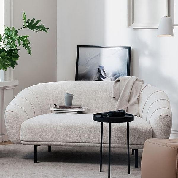 PLIS : en 2- eller 3-personers sofa, en dyb hygge