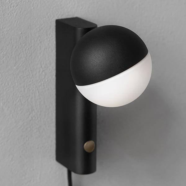 BUTTERFLY WALL LAMP היא אוצר נורבגי - דקו ועיצוב, NORTHERN LIGHTING