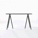 Η LOOP Stand High τραπέζι είναι όμορφη, εύκολη να ζήσει και προσιτή, HAY - διακόσμηση και ο σχεδιασμός