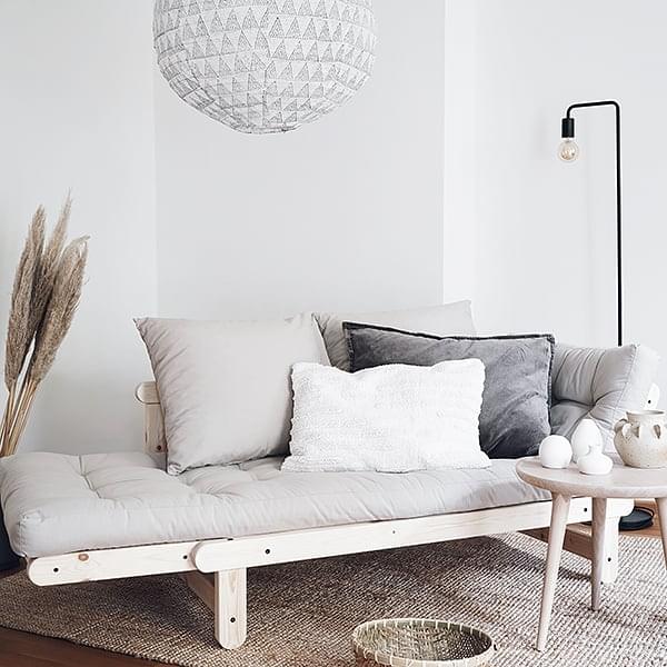 BEAT ist ein Zweisitzer Sofa-Bett, die im Bett oder Liege verwandelt werden kann, auf jeder Seite der Sofa - Deko und Design