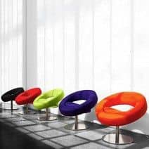 该HELLO主席是圆的，开放的和快乐-装饰与设计， SOFTLINE