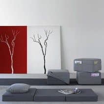 Le pouf TRIO : trois utilisations, huit poches, un lit, un pouf, une table d'appoint