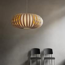 TOM ROSSAU - ST 903 Lámpara colgante: madera y diseño en su mejor mezcla
