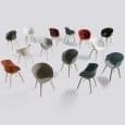 Le fauteuil About a Chair par HAY - réf. AAC22 et AAC42 - assise en polypropylène, coussin fixe en option, piétement en chêne, 2 hauteurs pour l'assise - l'art du design nordique