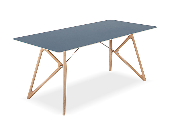 TINK ، طاولة بسيطة من خشب البلوط المصمت ، من GAZZDA