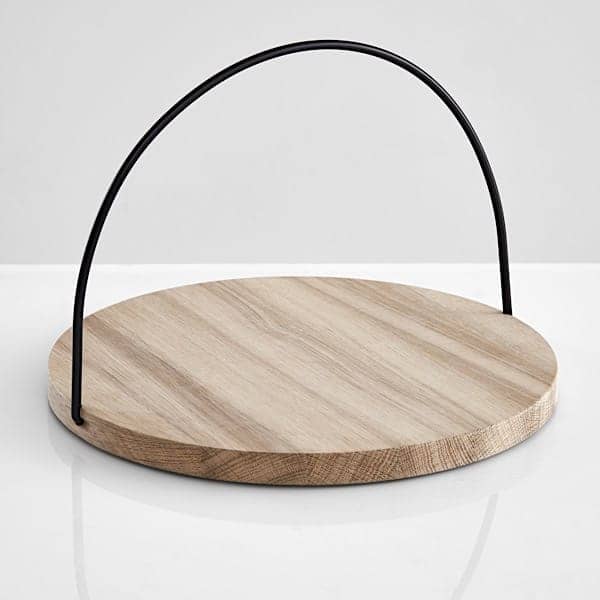 LOOP bandejas de madera maciza de roble: la firma escandinava, un objeto bello para el uso diario. WOUD
