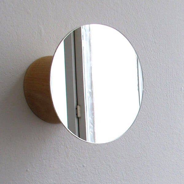 BOLET, clavija y el espejo, madera maciza de haya y vidrio, eco-diseño