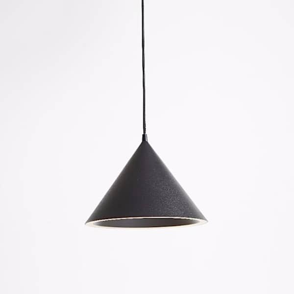 ANNULAR pendant lamp: a perfect circle of light registered on the conical perimeter, lighting LEDs