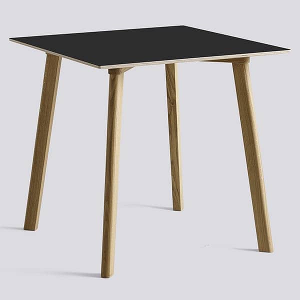 由罗南和Erwan Bouroullec设计的COPENHAGUE CPH DEUX餐桌收集实木和胶合板