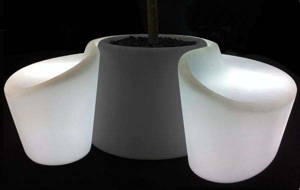 SARDANA Bench LUMINOUS version: light up your outdoor spaces with this spectacular bench !