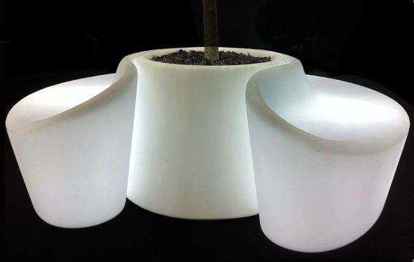 SARDANA Bench LUMINOUS version: light up your outdoor spaces with this spectacular bench !