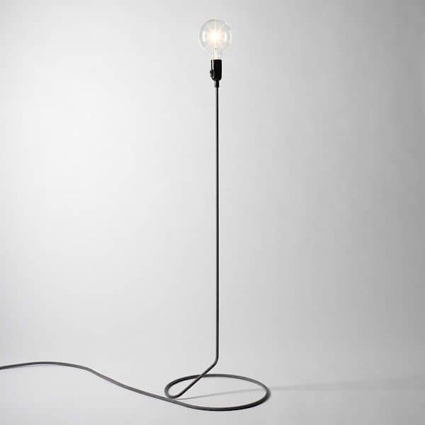 CORD LAMP tavolo lamp trasforma il cavo elettrico in piedi della norma lamp - DESIGN HOUSE STOCKHOLM