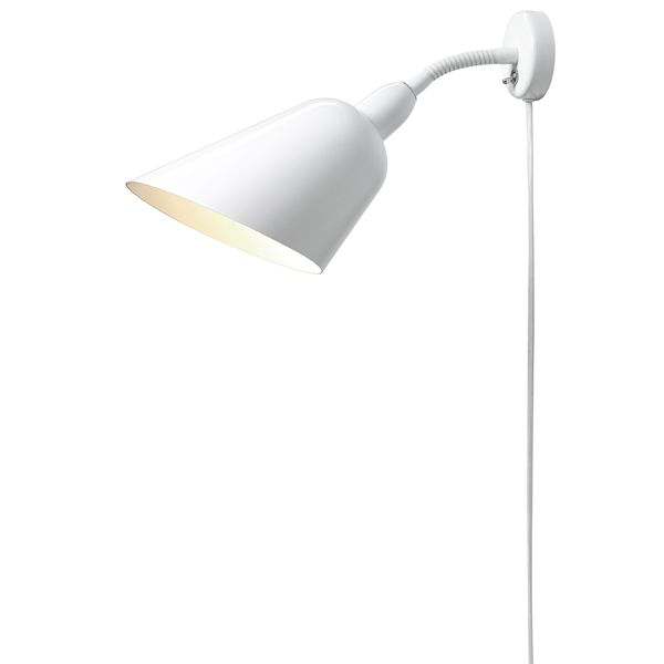 BELLEVUE coleção (lâmpada de parede, lâmpada de mesa and luminária de chão) criado por Arne Jacobsen em 1929. Um design intemporal. AND TRADITION